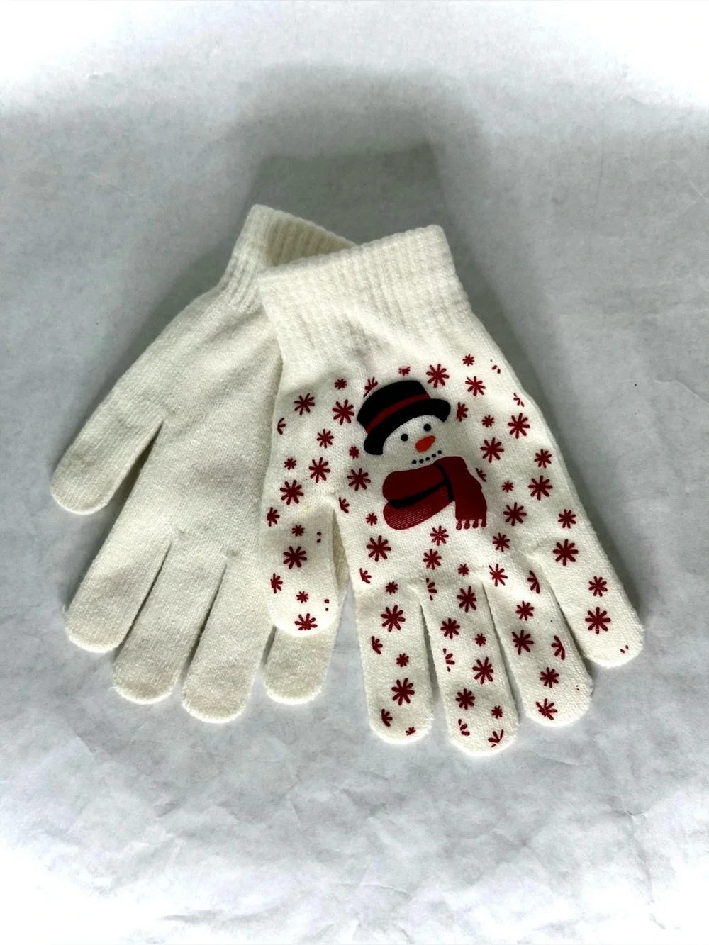 Red & Cream Frosty Sweater Gloves